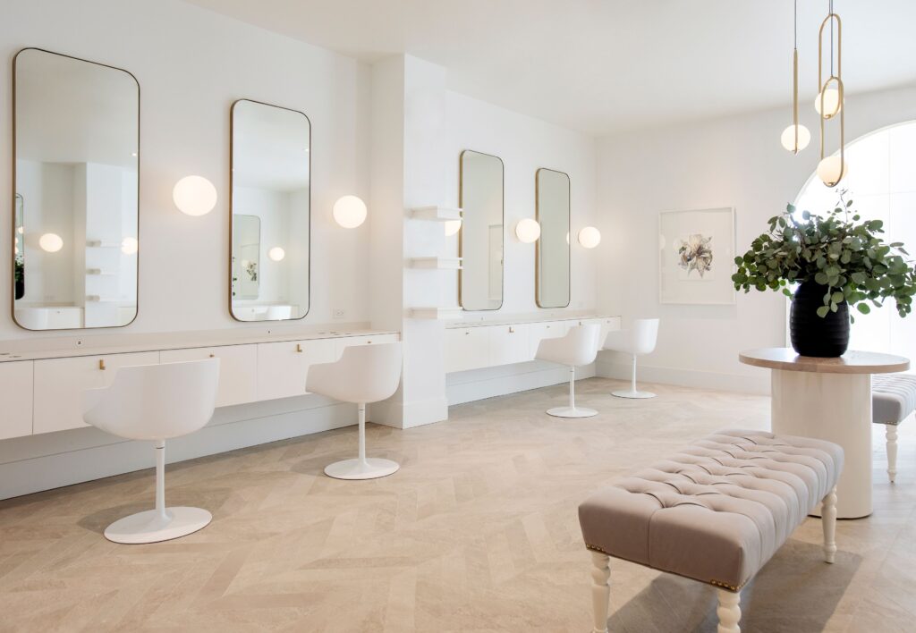 Mermaid waves hairstyle with natural texture